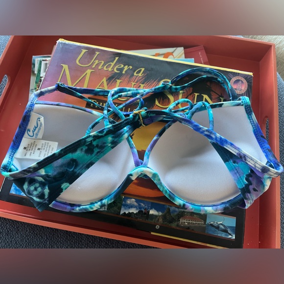 Push up bikini top - women’s medium - Picture 2 of 3